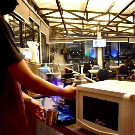 Aruuman Hotel Simpanglima Semarang Esterno foto