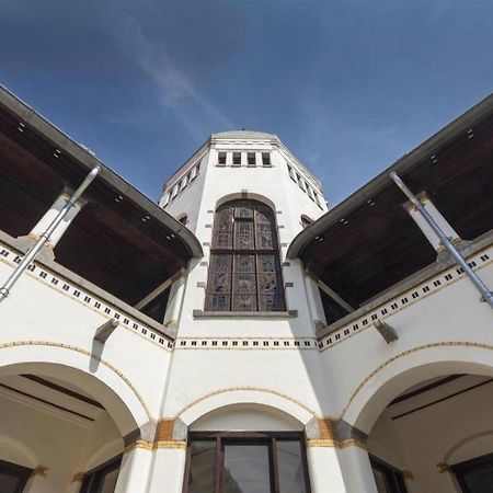 Aruuman Hotel Simpanglima Semarang Esterno foto