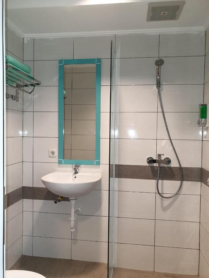 Aruuman Hotel Simpanglima Semarang Esterno foto